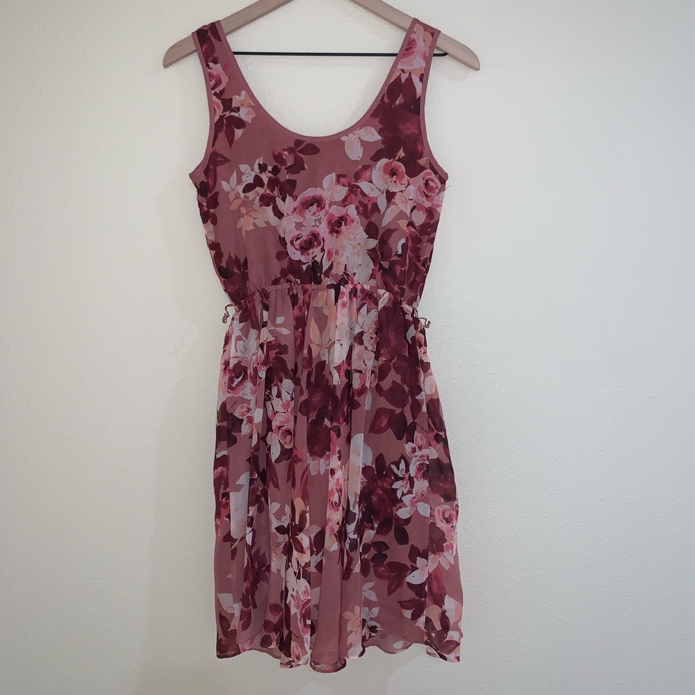Lauren Conrad summer flowery dress